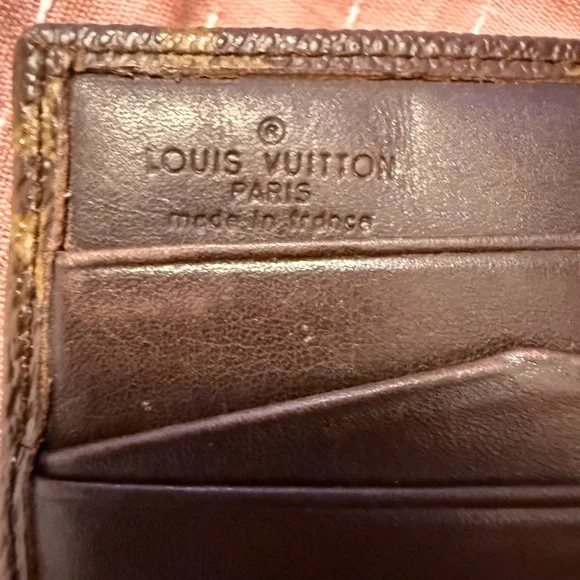 Louis Vuitton 1989 Monogram Compact Elise Wallet - Picture 3 of 10